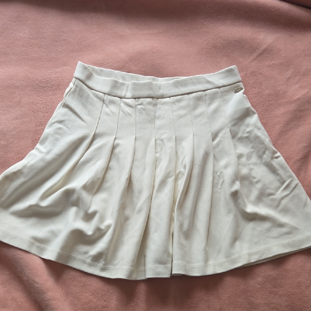 Zara Off-White Pleated Skirt